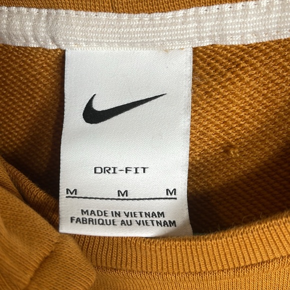 nike hoodie - Picture 2 of 2